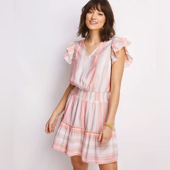 Vineyard Vines Dresses & Skirts - VINEYARD VINES Striped V-Neck Smocked Dress size L